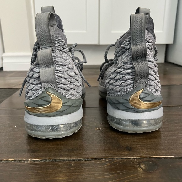 Lebron 15s City Edition - Picture 1 of 6